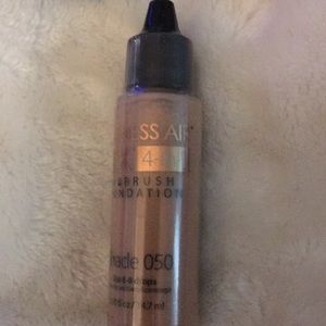 Luminess Airbrush Silk Foundation Shade 050